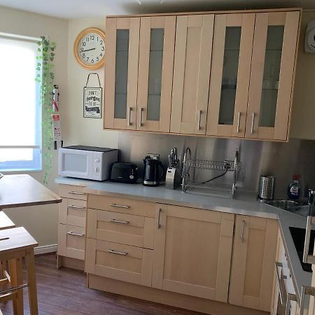 1 Bedroom Central Flat With Parking Space 爱丁堡 外观 照片